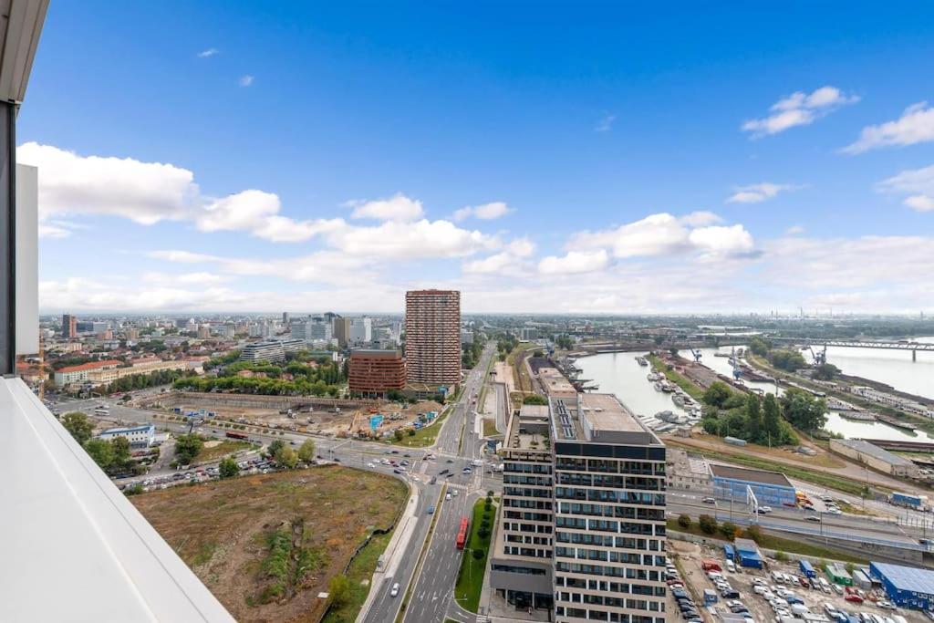 On The Danube, City Center, Free Parking 布拉迪斯拉发 外观 照片
